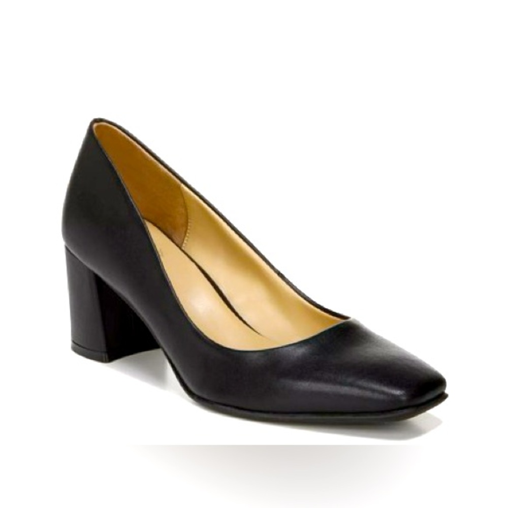 EUC Naturalizer Black Pump Size 9